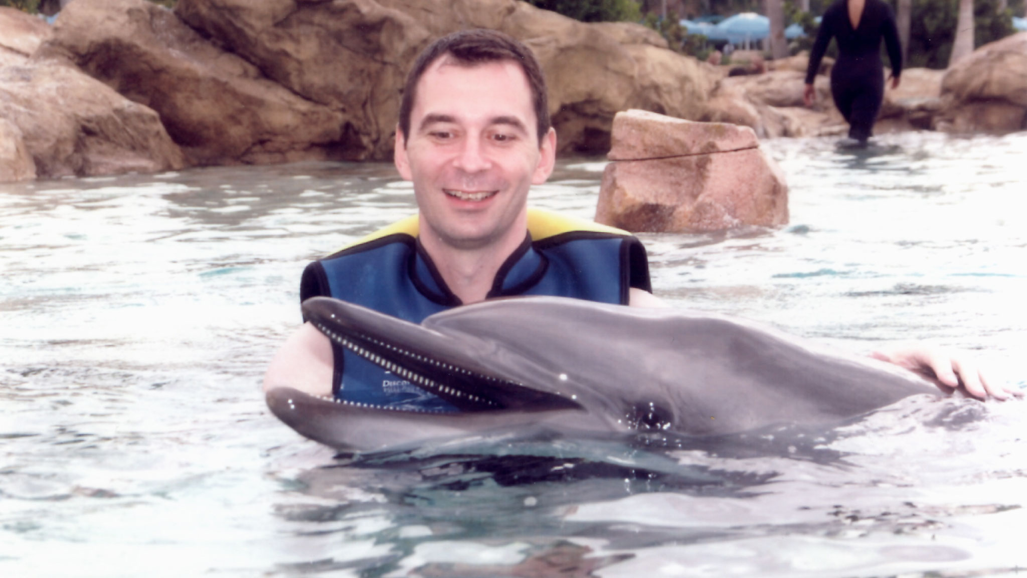 Thomas mit Delfin